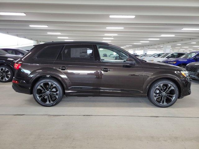 new 2025 Audi Q7 car, priced at $83,900