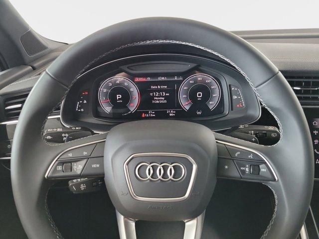 new 2025 Audi Q7 car, priced at $78,455