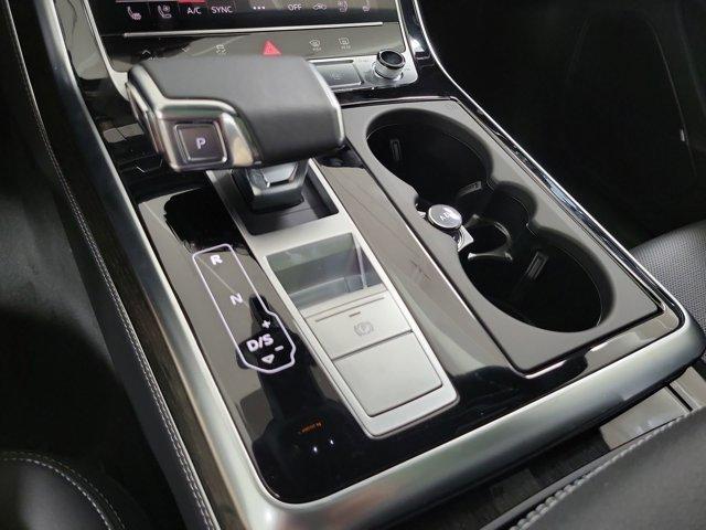 new 2025 Audi Q7 car, priced at $78,455