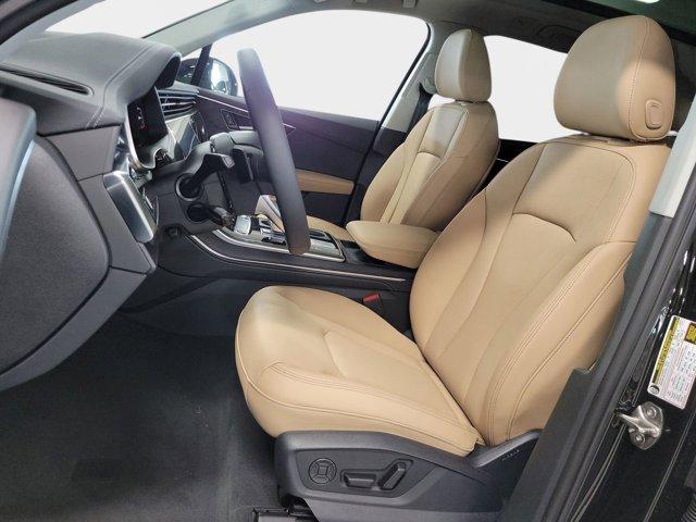 new 2025 Audi Q7 car, priced at $77,450