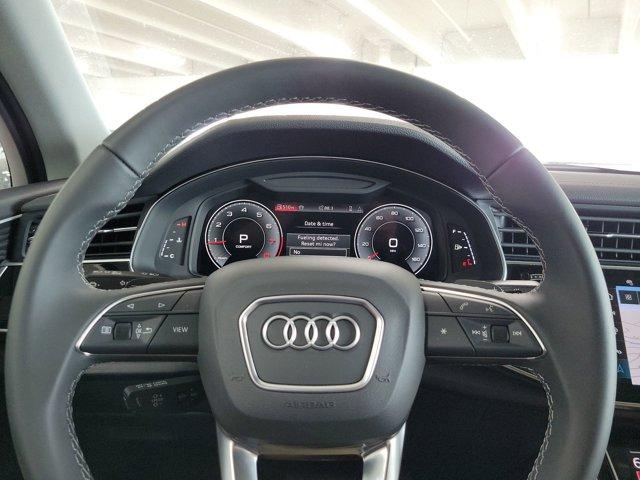 new 2025 Audi Q7 car, priced at $65,455