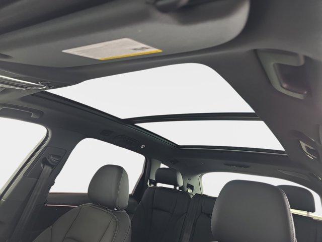 new 2026 Audi Q7 car, priced at $70,045