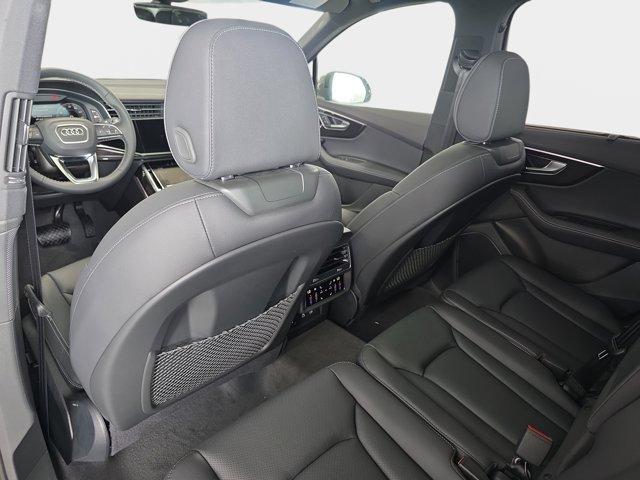 new 2026 Audi Q7 car, priced at $70,045