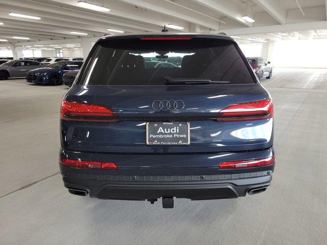 new 2025 Audi Q7 car, priced at $77,975