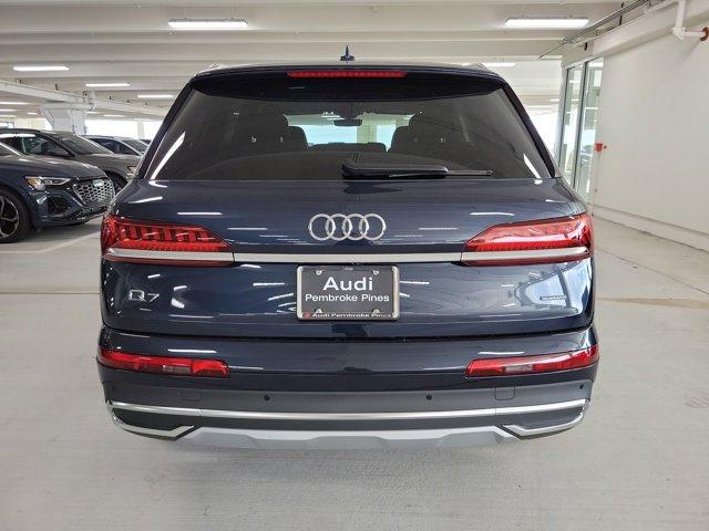 new 2024 Audi Q7 car