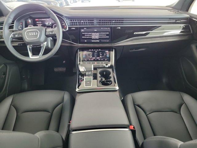 new 2024 Audi Q7 car