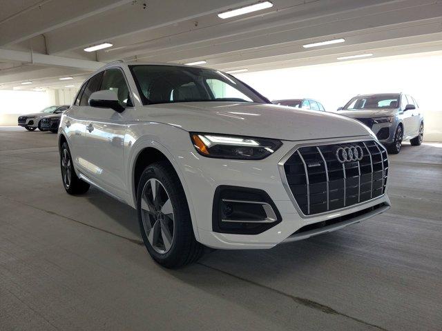 new 2025 Audi Q5 car, priced at $54,935