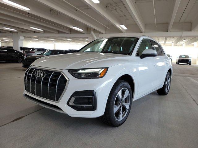 new 2025 Audi Q5 car, priced at $54,935