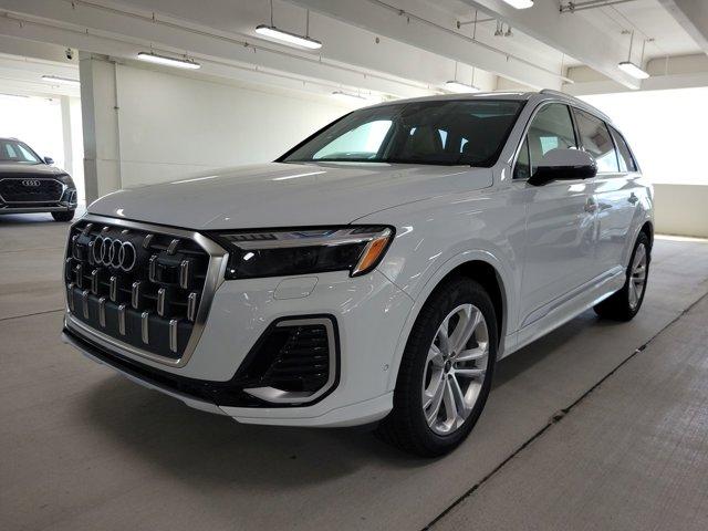 new 2025 Audi Q7 car, priced at $81,710