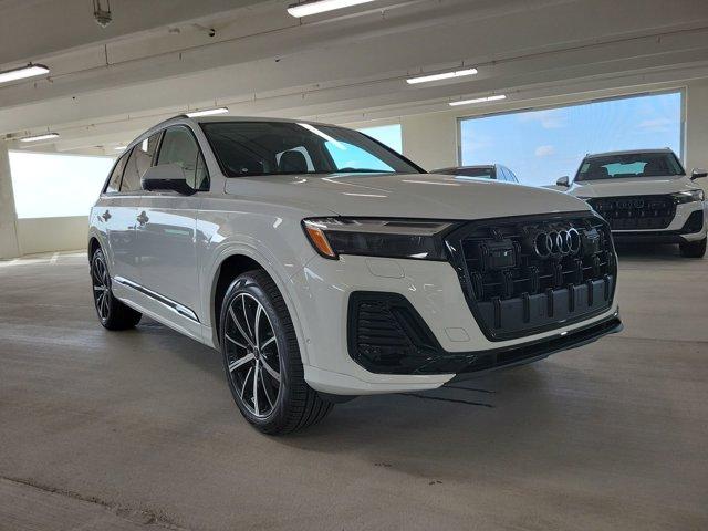new 2025 Audi Q7 car, priced at $71,505