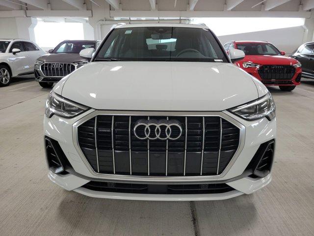 new 2024 Audi Q3 car