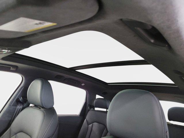 new 2025 Audi Q7 car, priced at $89,875