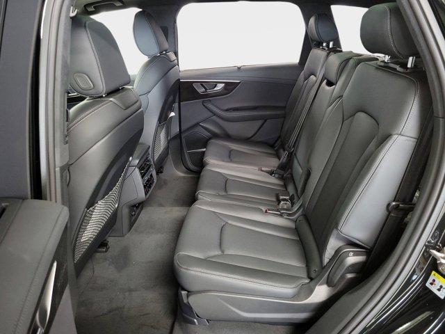 new 2025 Audi Q7 car, priced at $89,875