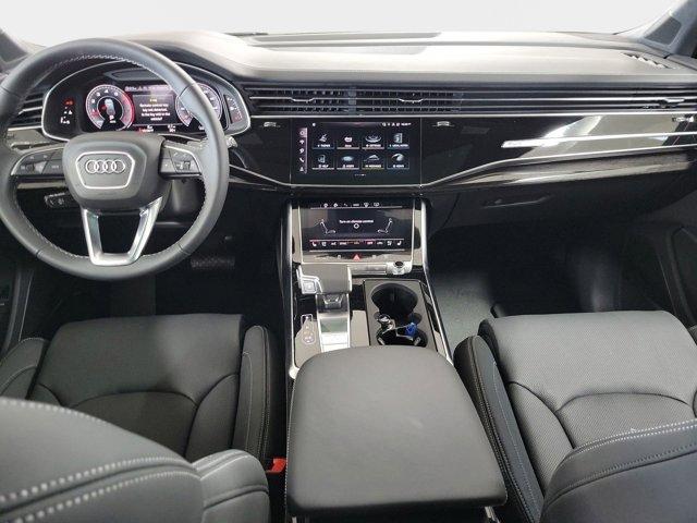 new 2025 Audi Q7 car, priced at $89,875