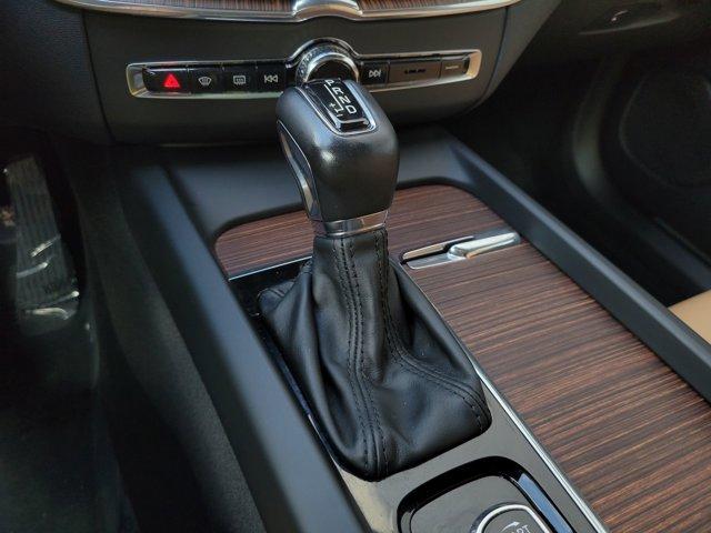used 2020 Volvo XC60 car, priced at $28,990