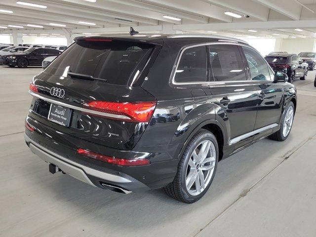 new 2025 Audi Q7 car, priced at $76,205