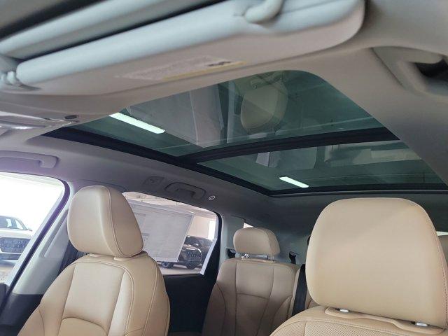 new 2025 Audi Q7 car, priced at $76,205