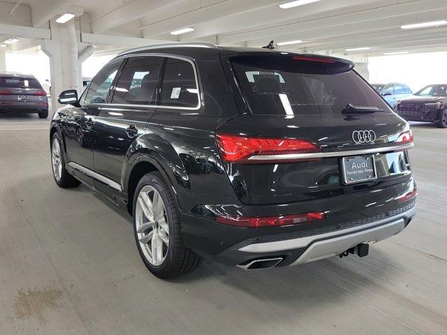 new 2025 Audi Q7 car, priced at $76,205