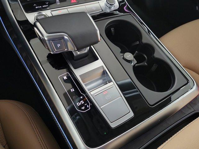 new 2025 Audi Q7 car, priced at $76,205
