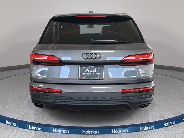 new 2025 Audi Q7 car, priced at $78,055