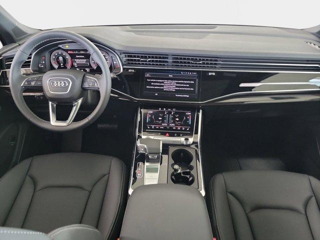 new 2025 Audi Q7 car, priced at $78,055