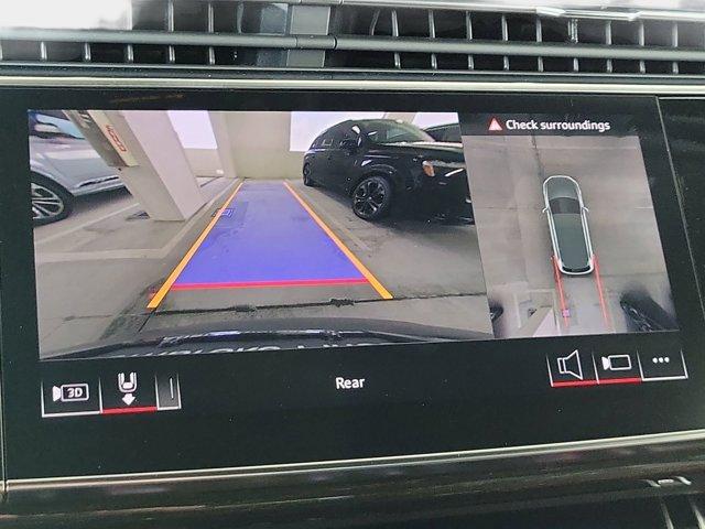 new 2025 Audi Q7 car, priced at $78,055