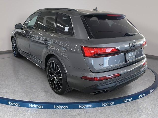 new 2025 Audi Q7 car, priced at $78,055