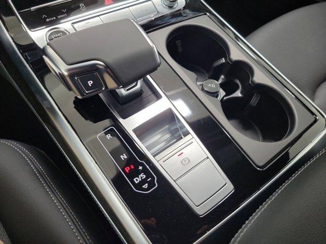 new 2025 Audi Q7 car, priced at $78,055