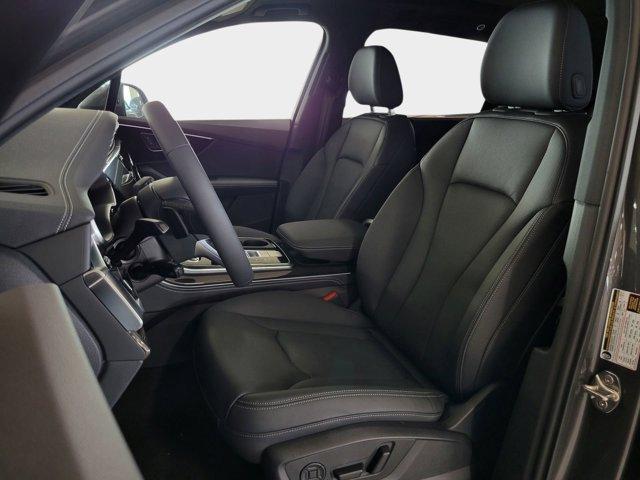 new 2025 Audi Q7 car, priced at $78,055