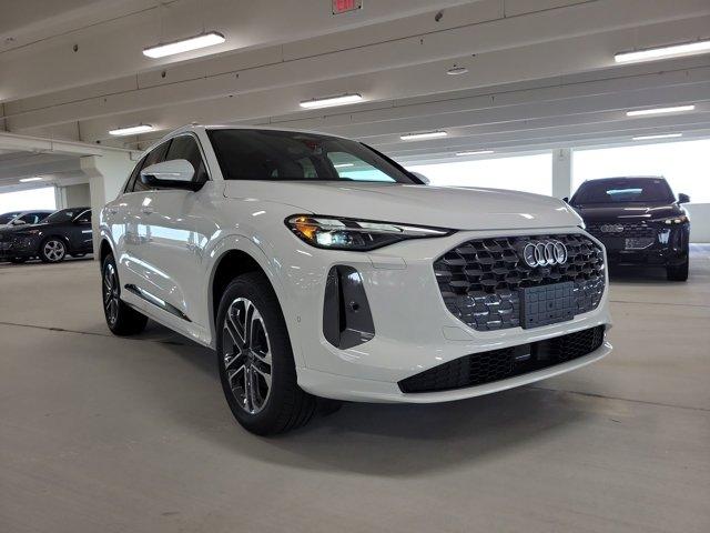 new 2025 Audi Q5 car, priced at $58,100