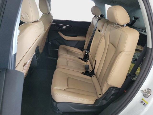 new 2025 Audi Q7 car, priced at $77,750