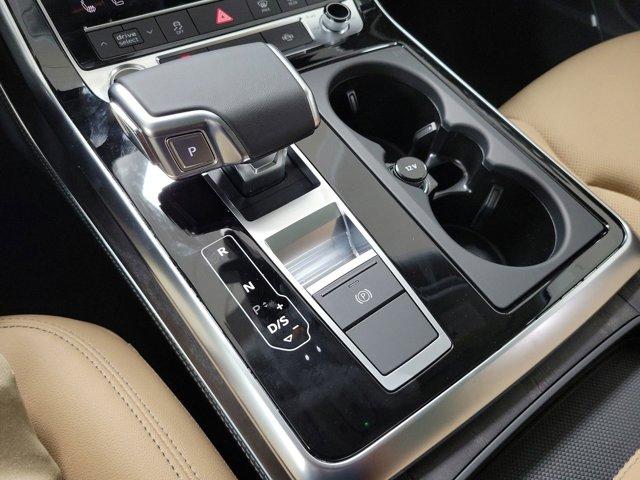 new 2025 Audi Q7 car, priced at $77,750