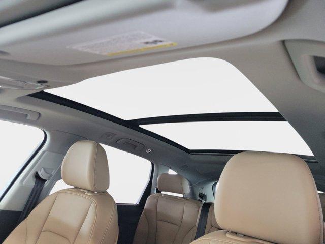 new 2025 Audi Q7 car, priced at $77,750