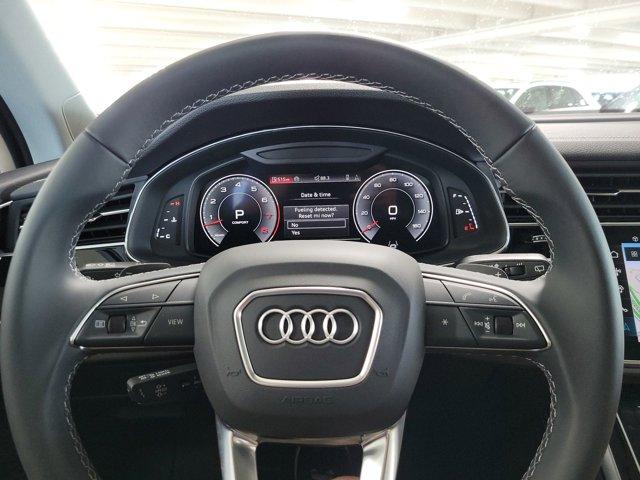 new 2025 Audi Q7 car, priced at $77,750