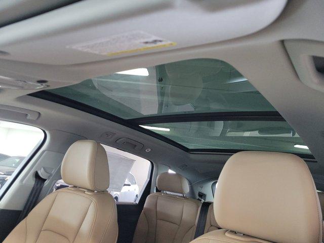 new 2025 Audi Q7 car, priced at $77,750