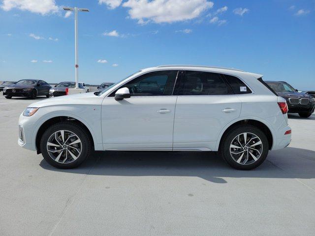 new 2025 Audi Q5 car, priced at $58,235