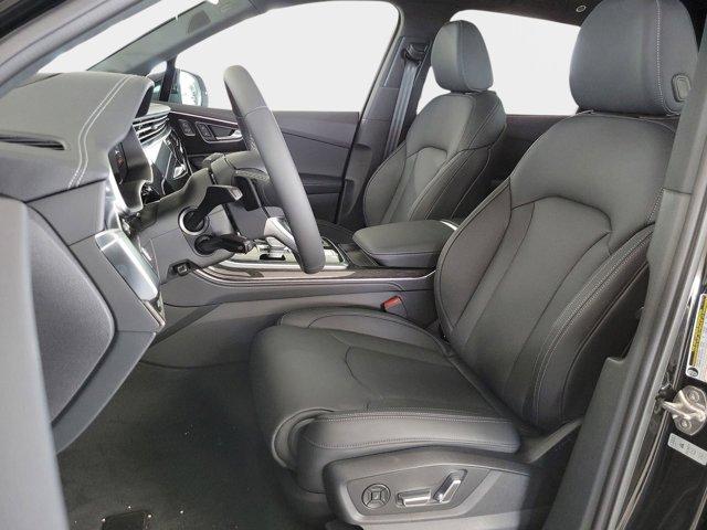 new 2025 Audi Q7 car, priced at $81,700