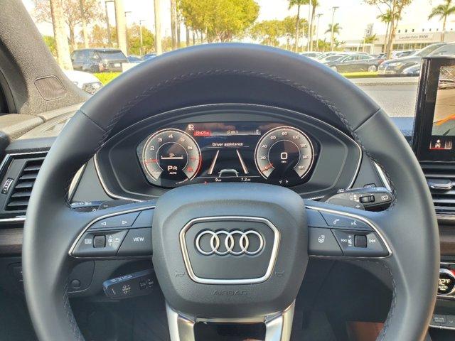 new 2022 Audi Q5 car