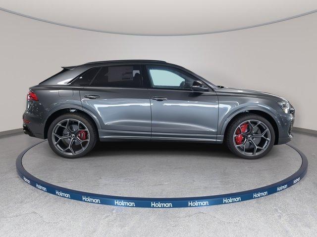new 2025 Audi RS Q8 car, priced at $155,700