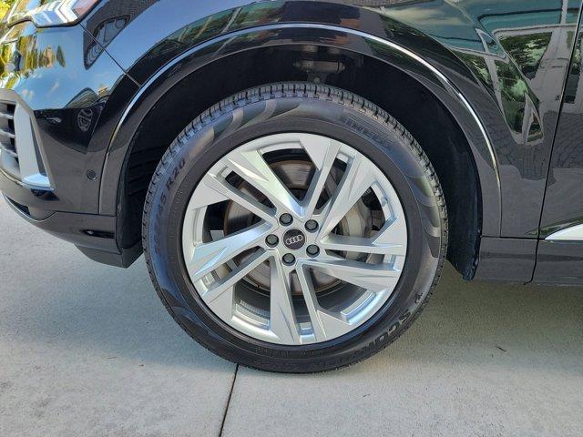 used 2024 Audi Q7 car, priced at $48,995