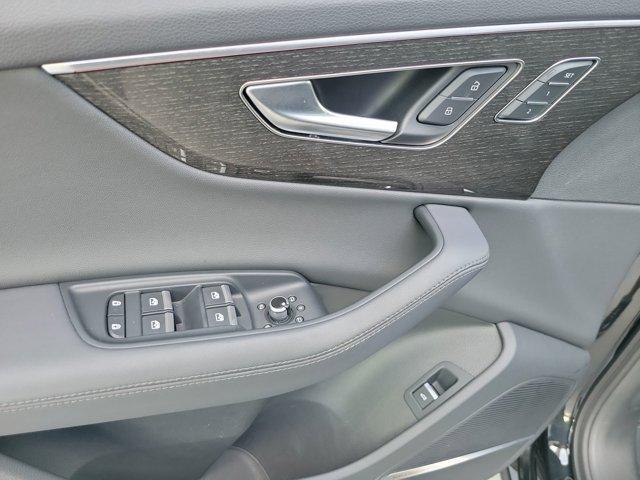 used 2024 Audi Q7 car, priced at $48,995