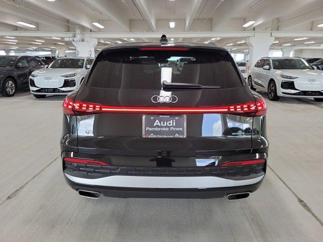new 2025 Audi Q5 car, priced at $60,975