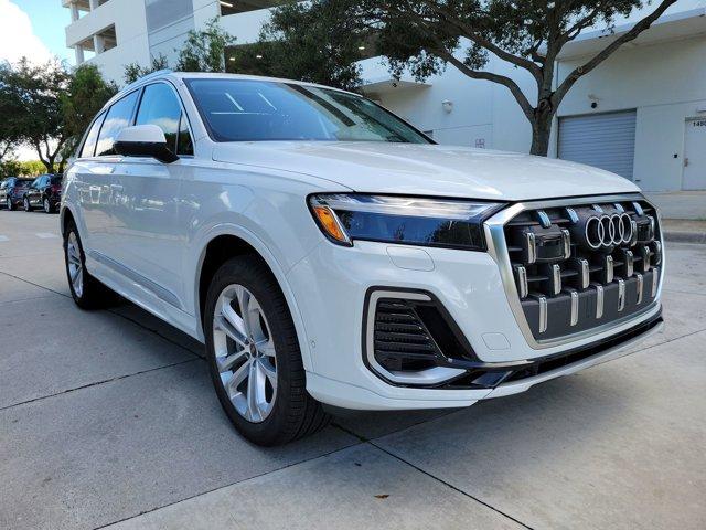 new 2025 Audi Q7 car, priced at $75,655