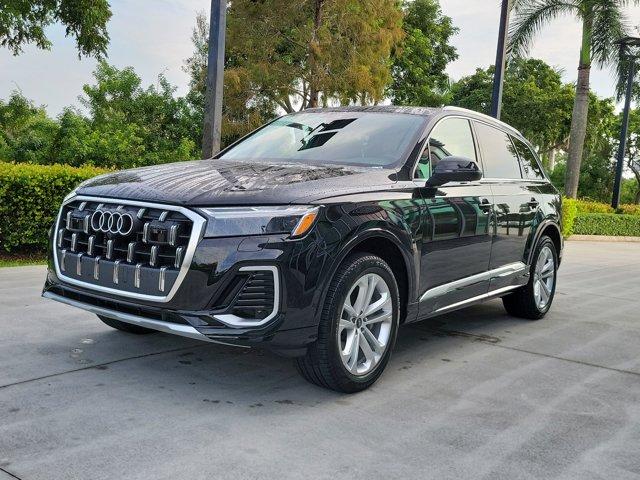 used 2025 Audi Q7 car, priced at $47,999