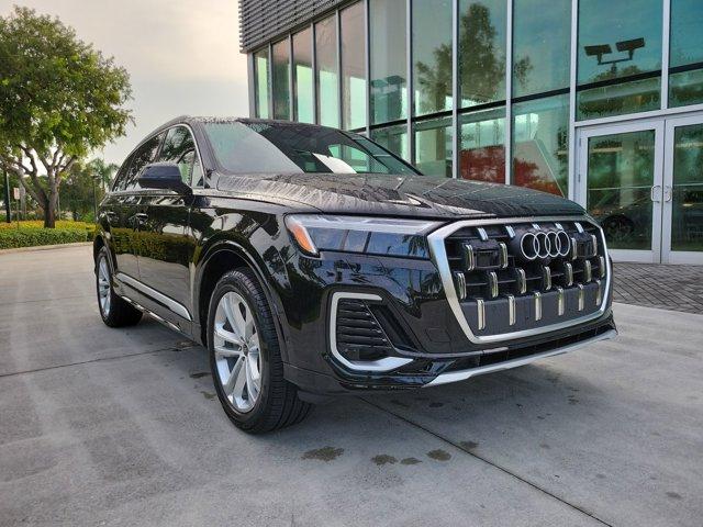 used 2025 Audi Q7 car, priced at $47,999