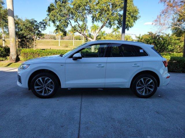 used 2024 Audi Q5 car, priced at $39,995