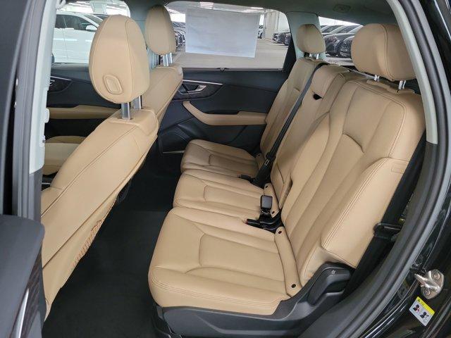 new 2025 Audi Q7 car, priced at $77,750