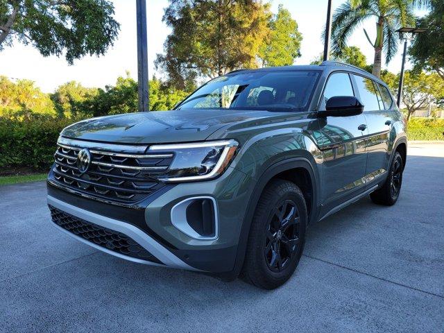 new 2024 Volkswagen Atlas car, priced at $46,900