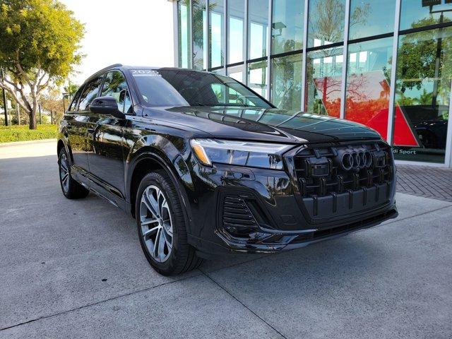 used 2025 Audi Q7 car, priced at $55,995