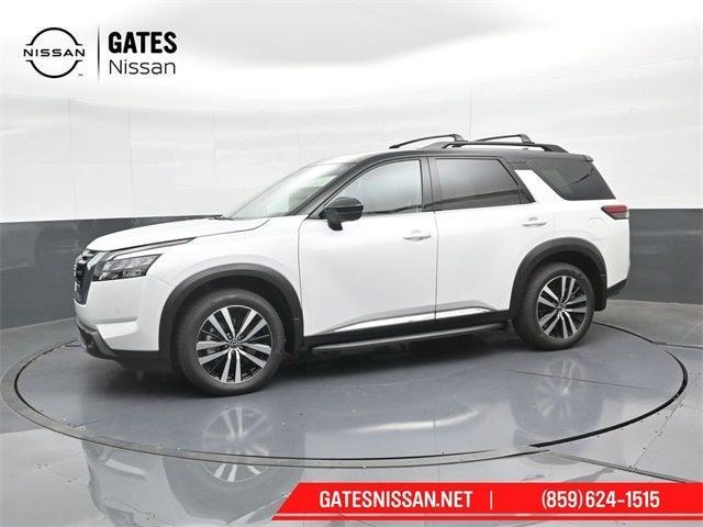 new 2025 Nissan Pathfinder car, priced at $46,962